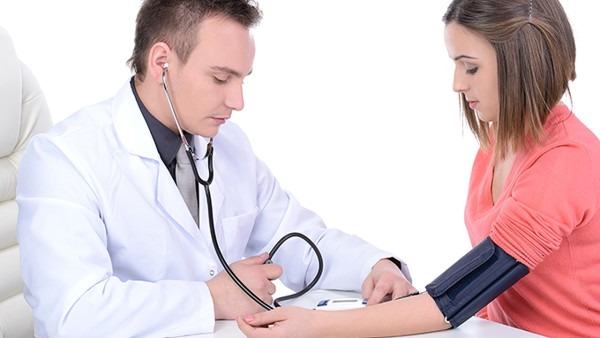 肿瘤坏死因子受体相关儿科综合征的发作引起的关节问题