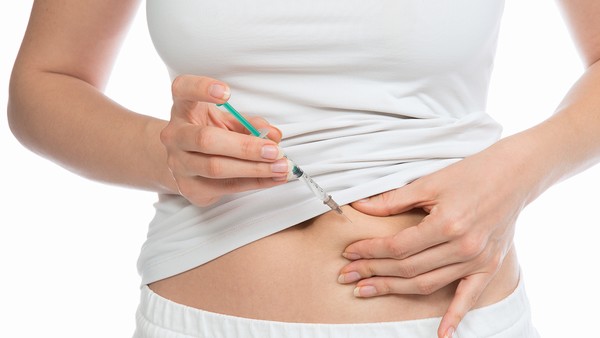 高胰岛素性低血糖症的监测与控制