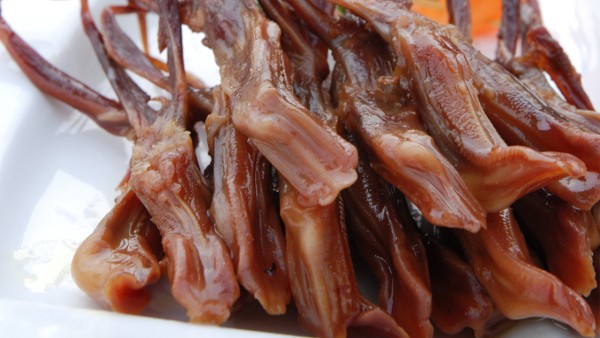 女性雄性化体征的检查和评估方法